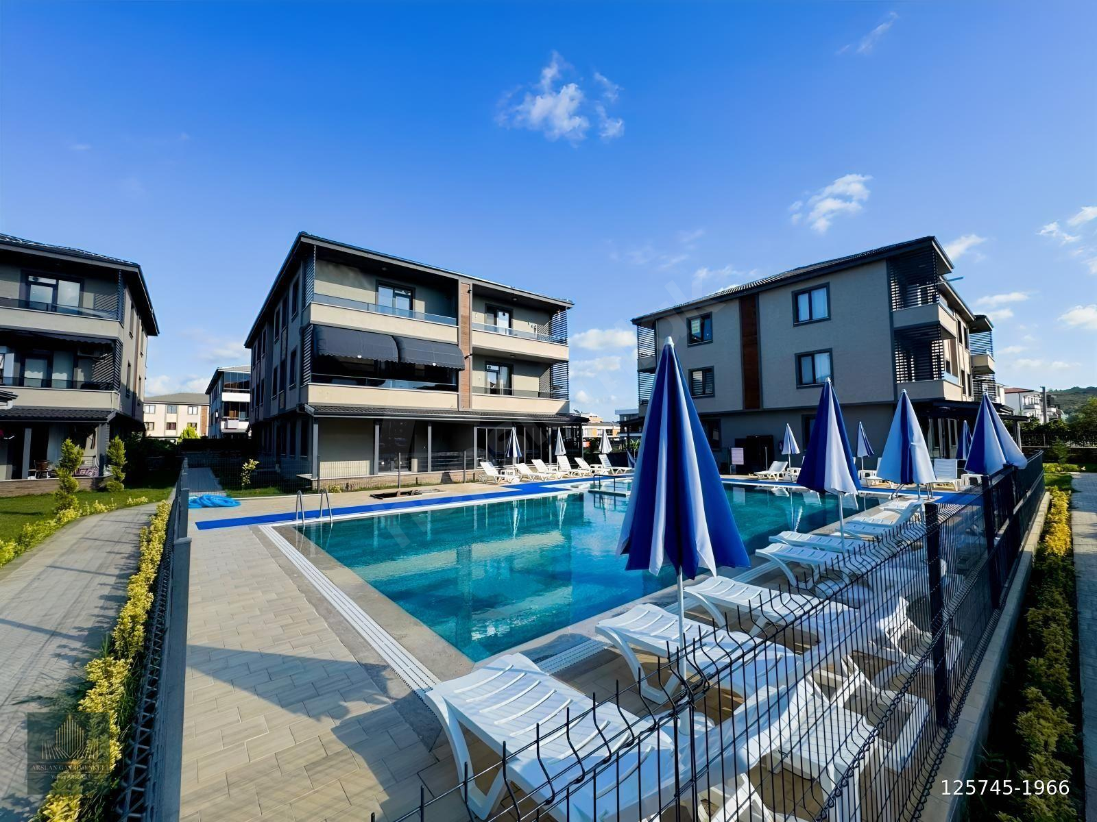 KARASU'DA HAVUZ KEYFİ | SIFIR DAİRE KONFORU | ŞIK 2+1 ARSLAN'DA!