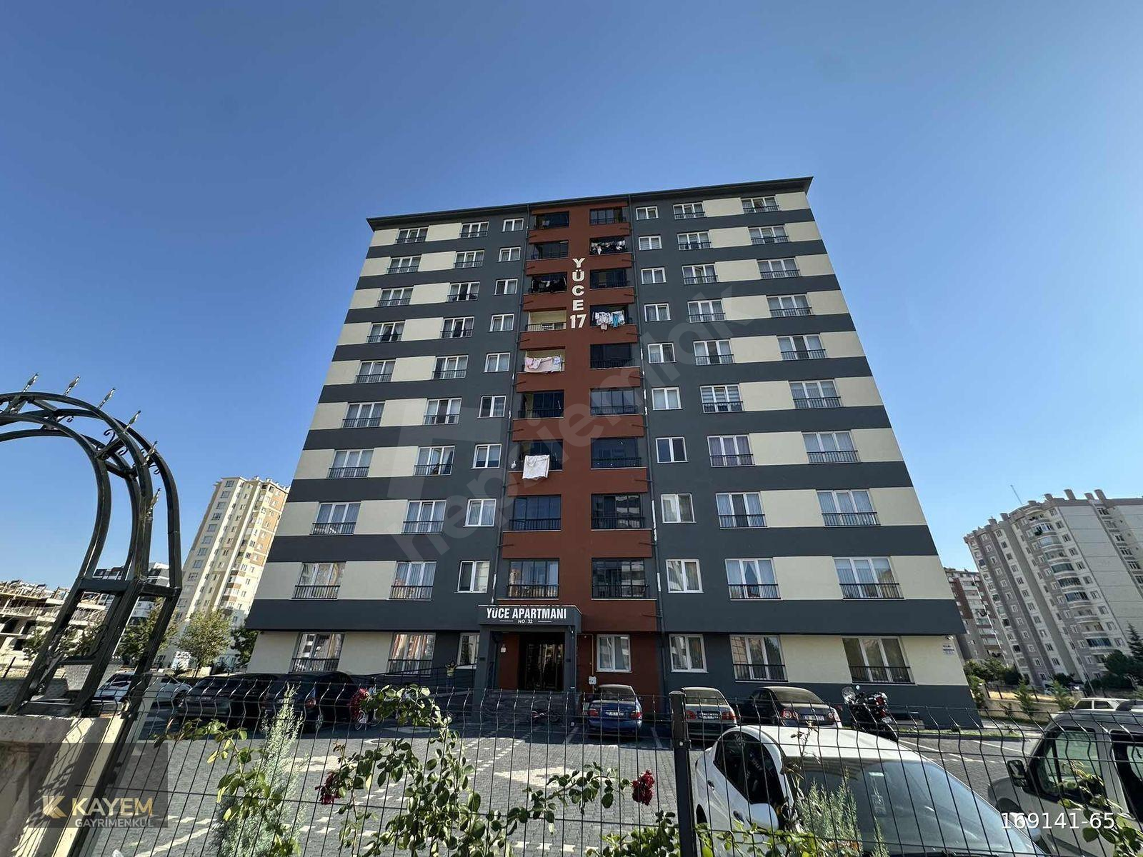 BEYAZŞEHİR'DE LÜKS 3.5+1 DAİRE
