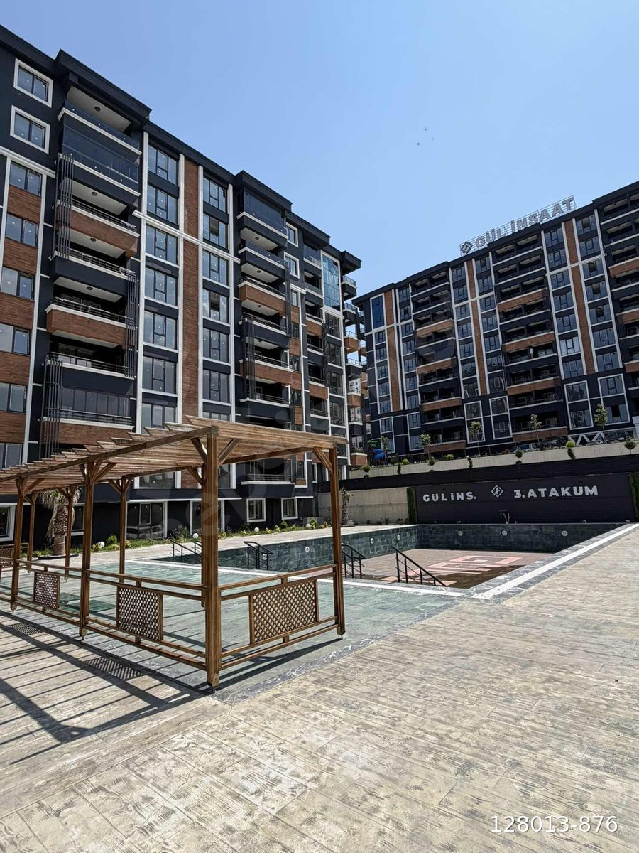 ATAKUMDA KONSEP SİTEDE SATILIK FIRSAT 1+1 DAİRE