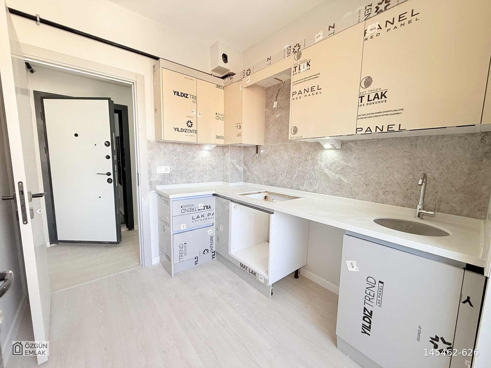 ÖZGÜNDEN EMEK MAHALLESİ MÜKEMMEL KONUM 2+0 DAİRE