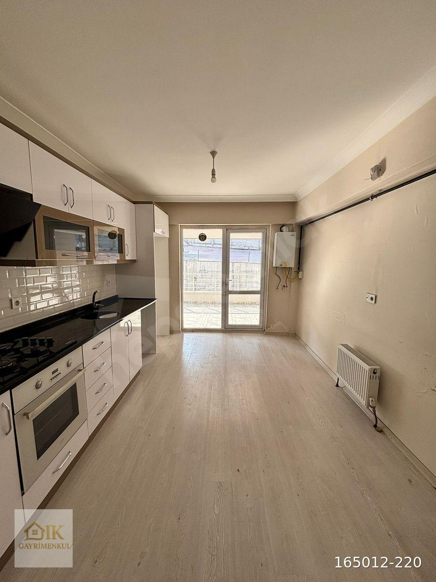 İK'DAN AVCILAR MAHALLESİNDE 155 M2 NET MUAZZAM KİRALIK DAİRE