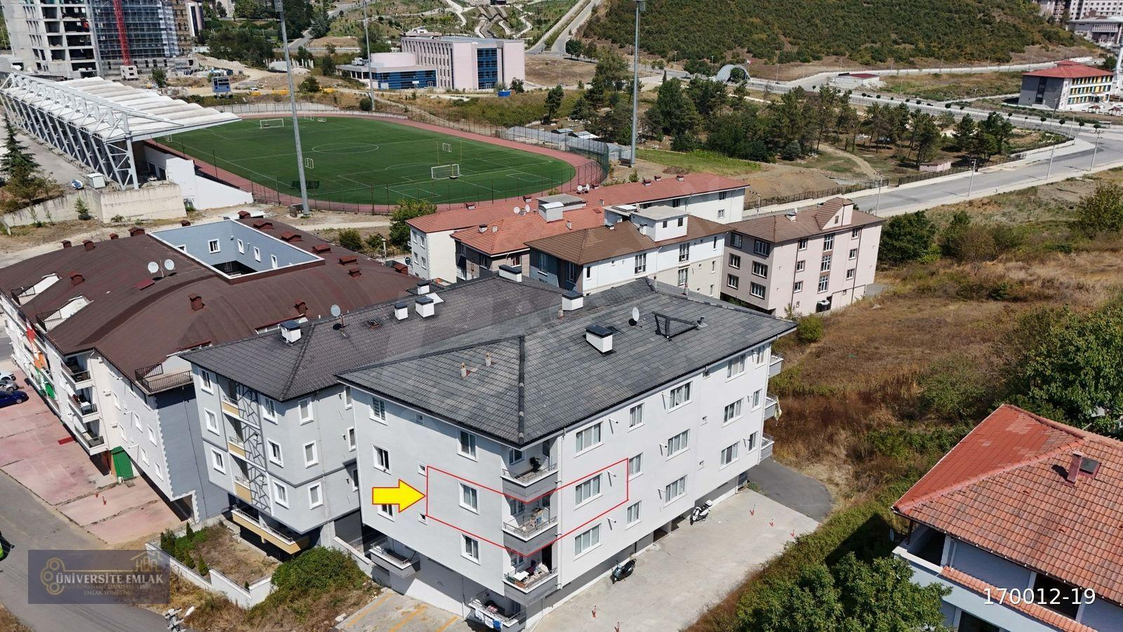 DÜZCE ÜNİVERSİTESİ 50M ARAKAT BALKONLU GÜNEY C. EŞYALI 1+1 DAİRE