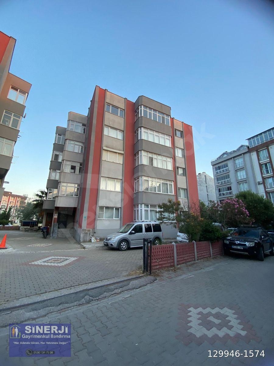 Krediye Uygun Adliye Yanında Site İçinde Geniş 2+1 Satılık Daire
