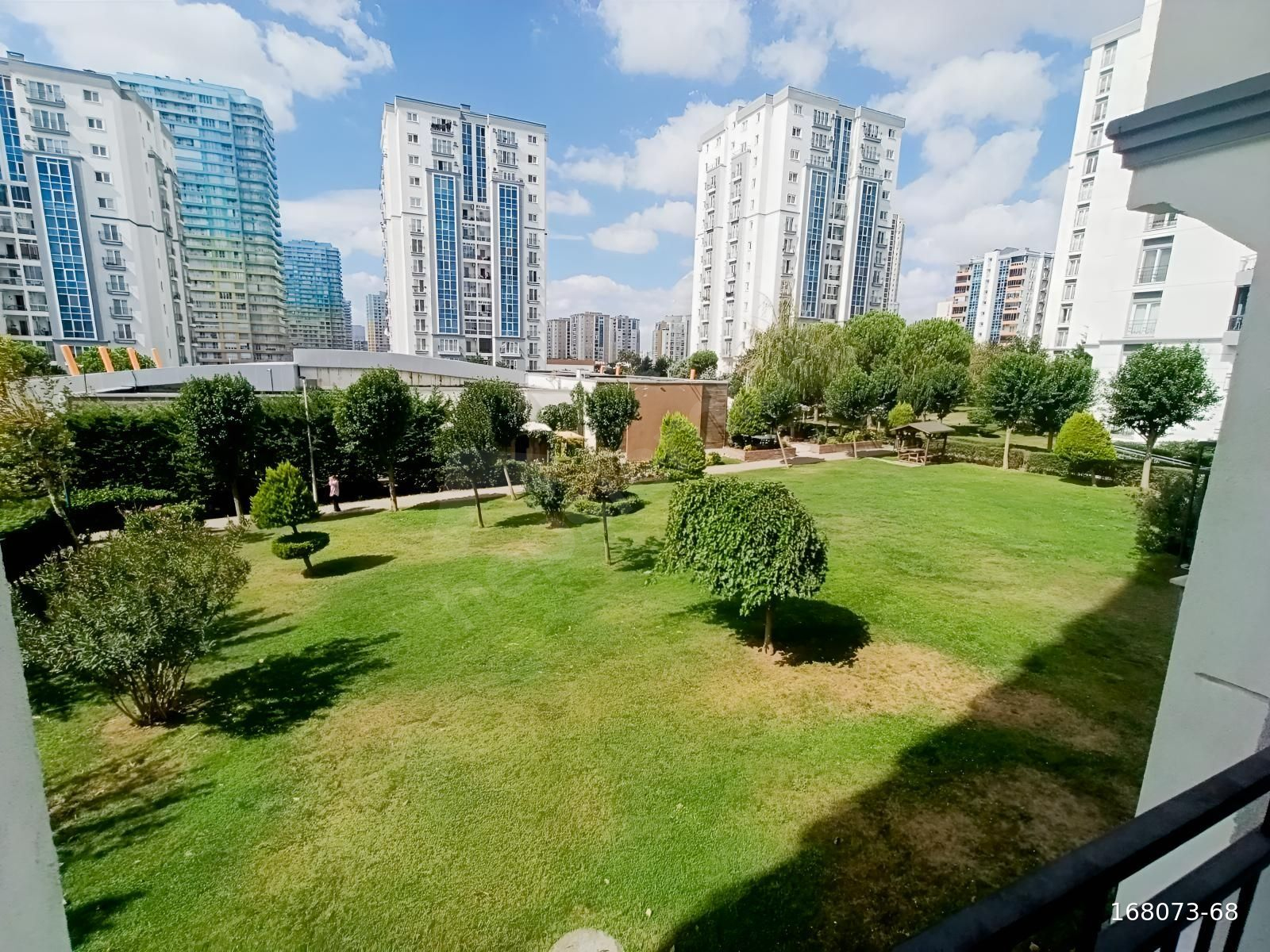 ISPARTAKULE FERAH AYDINLIK KİRALIK 3+1 DAİRE