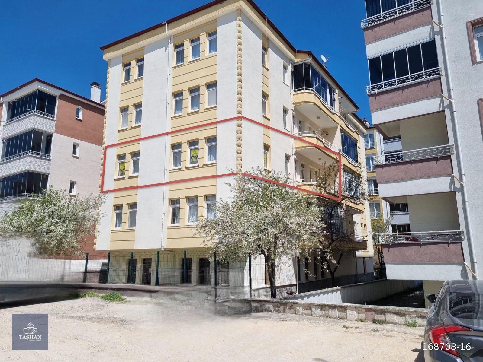 TAŞHAN EMLAK’ TAN AMASYA-MERZİFON' DA 3+1 FIRSAT DAİRE