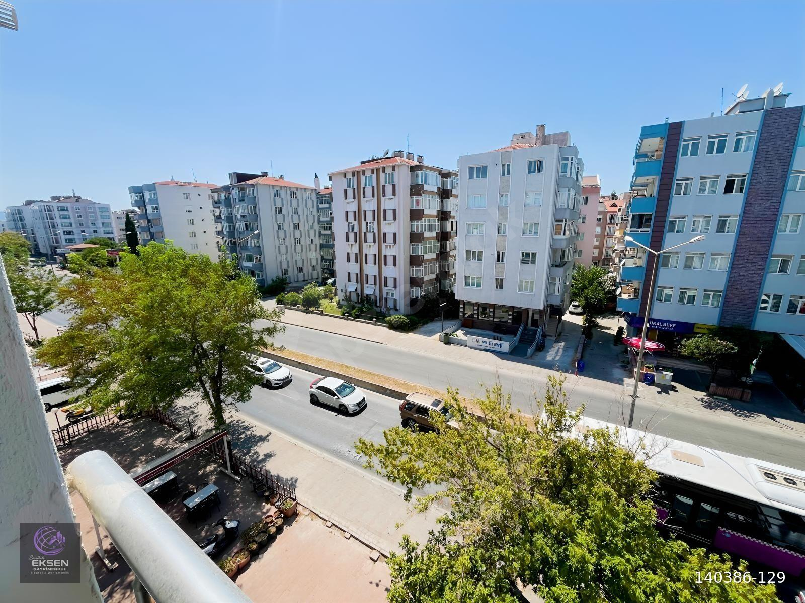 BARBAROS MAH. ATATÜRK CAD. ÜZERİ ARA KAT 3+1 SATILIK DAİRE