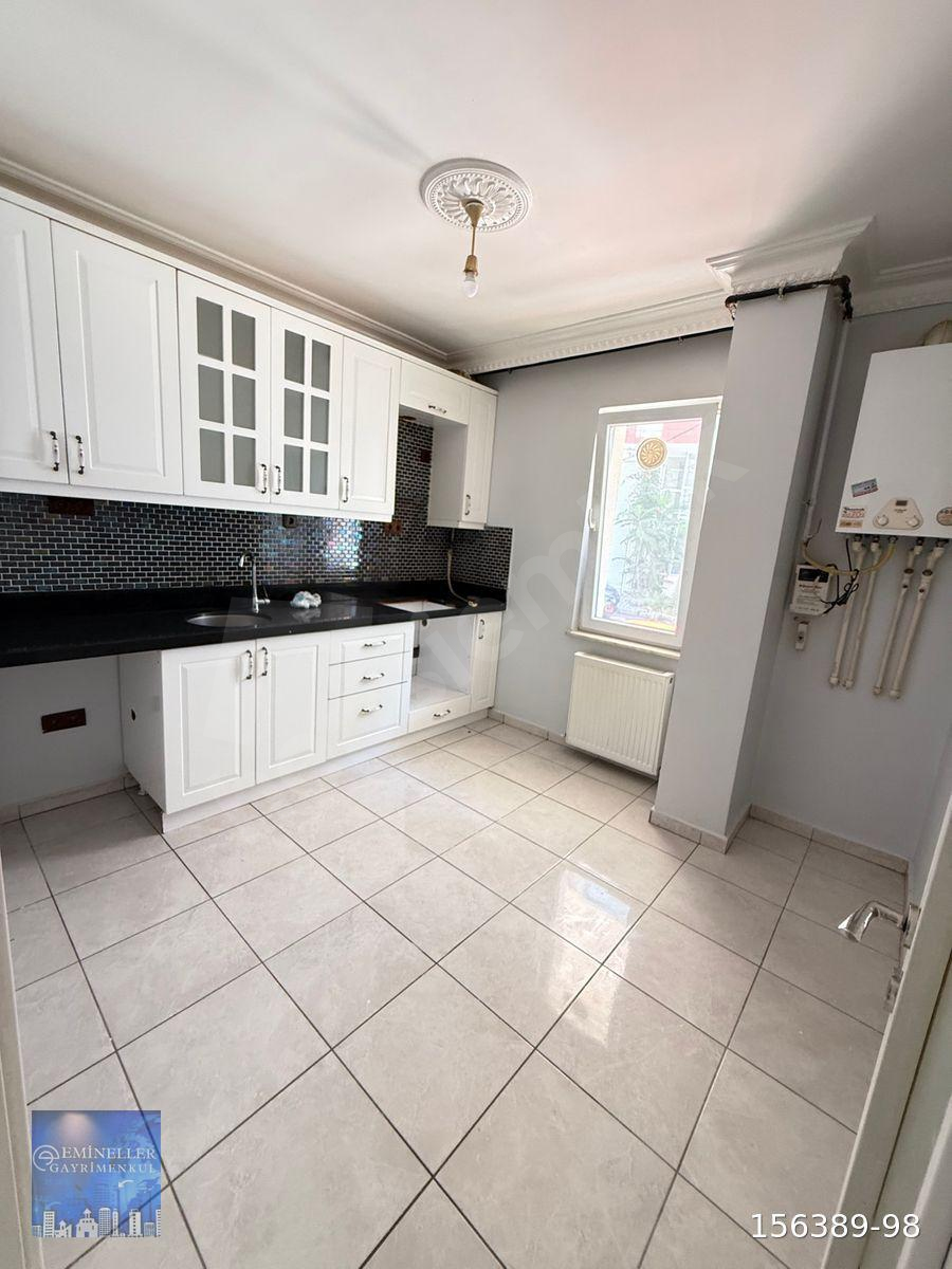 ARNAVUTKÖY TAM MERKEZDE 2+1 ARA KAT ASANSÖRLÜ KİRALIK DAİRE