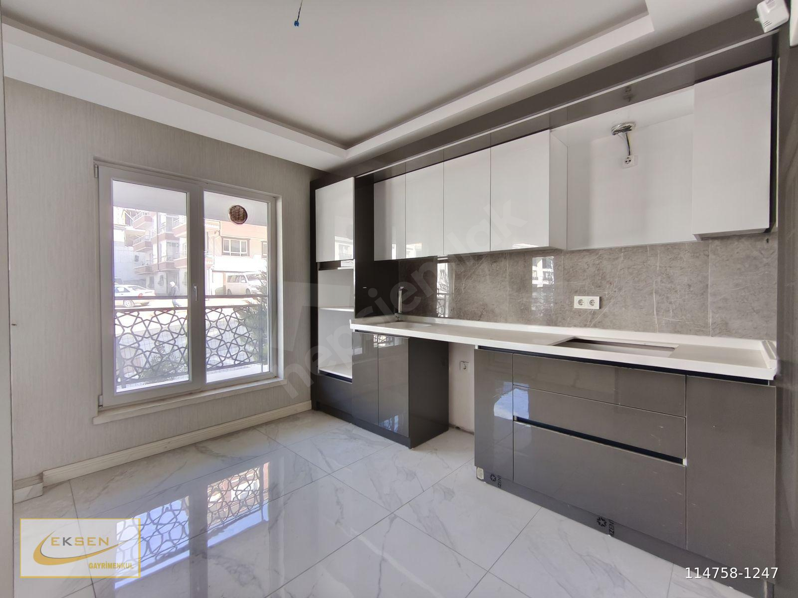 EKSEN'DEN MERKEZİ NOKTADA EBEVEYN BANYOLU GİYNME ODALI 3+1 DAİRE