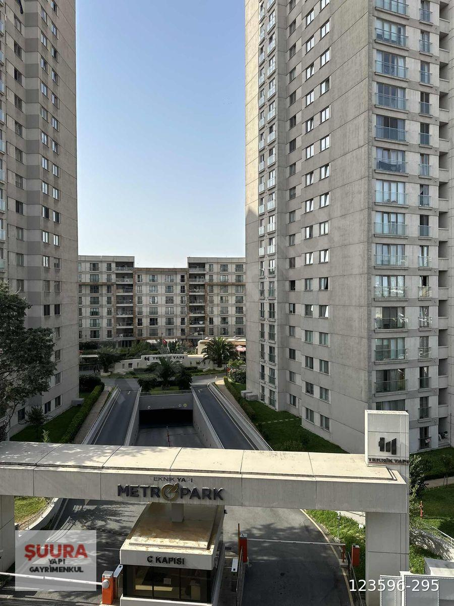 İKİTELLİ ATATÜRK'DE FIRSAT KONUMLU 2+1 90M2 SATILIK ARAKAT