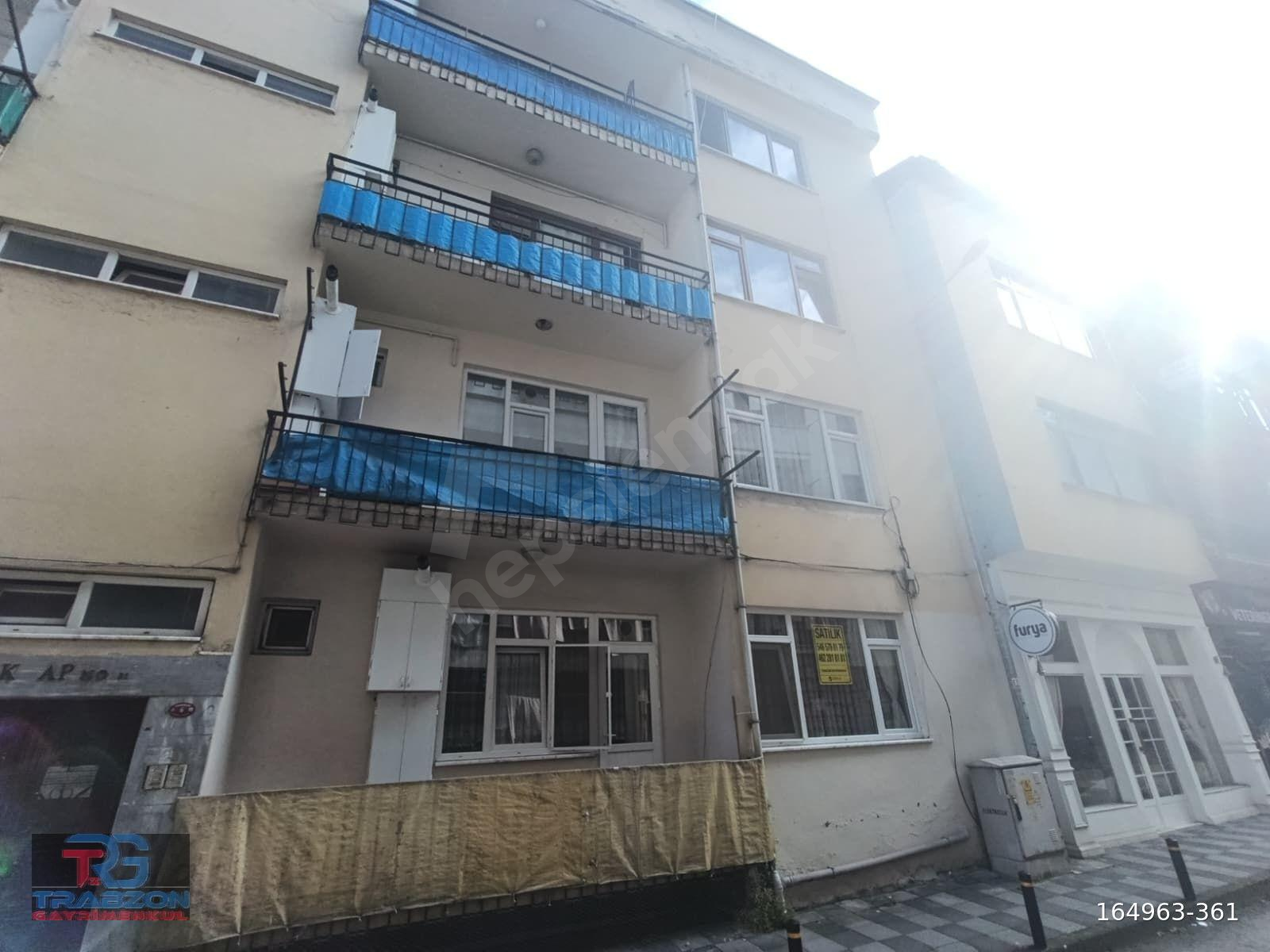 TRABZON KEMERKAYA TİCARİ SATILIK 2+1 SATILIK DAİRE