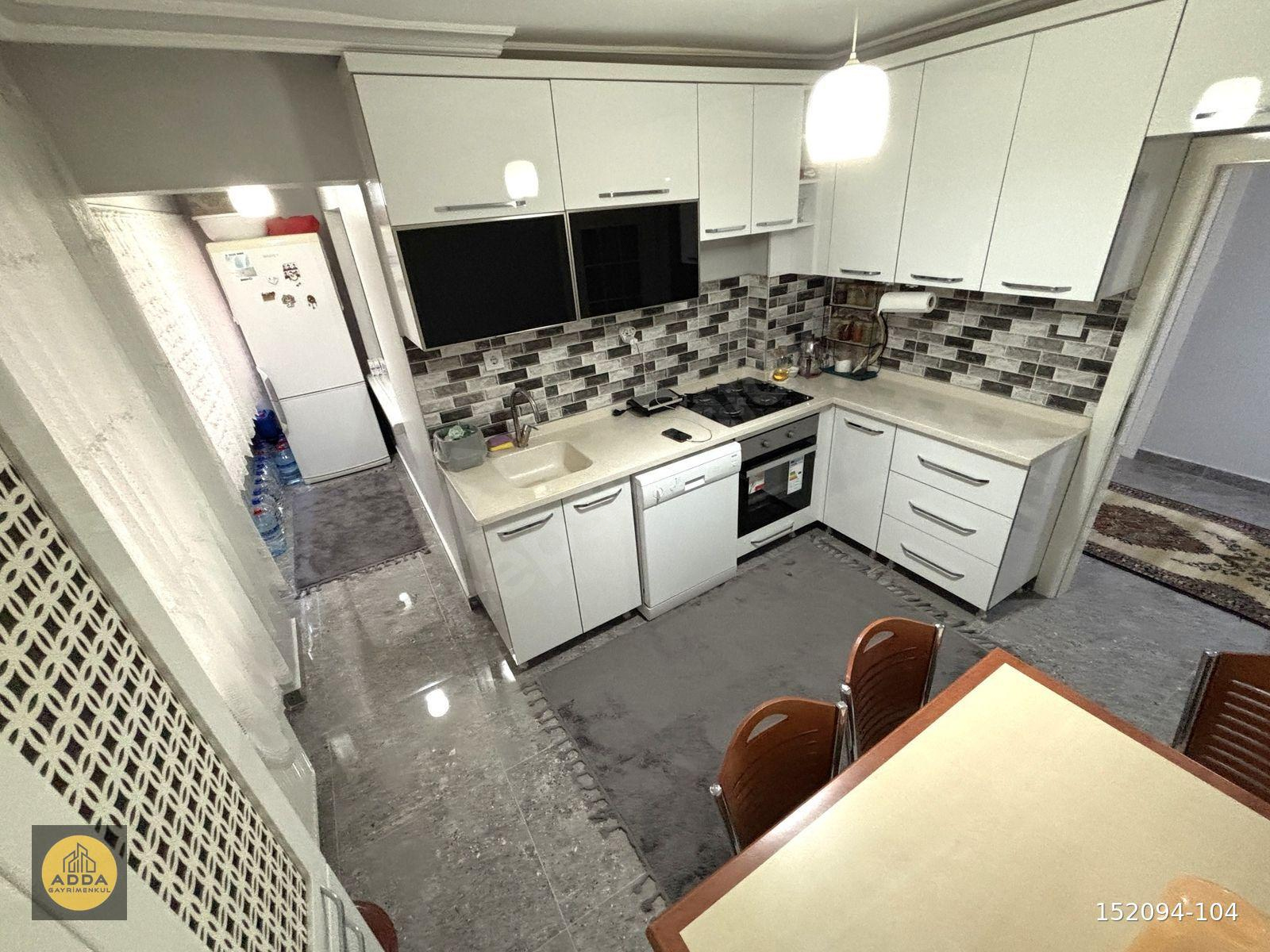 ETİMESGUT'TA SATILIK 4+1 DAİRE