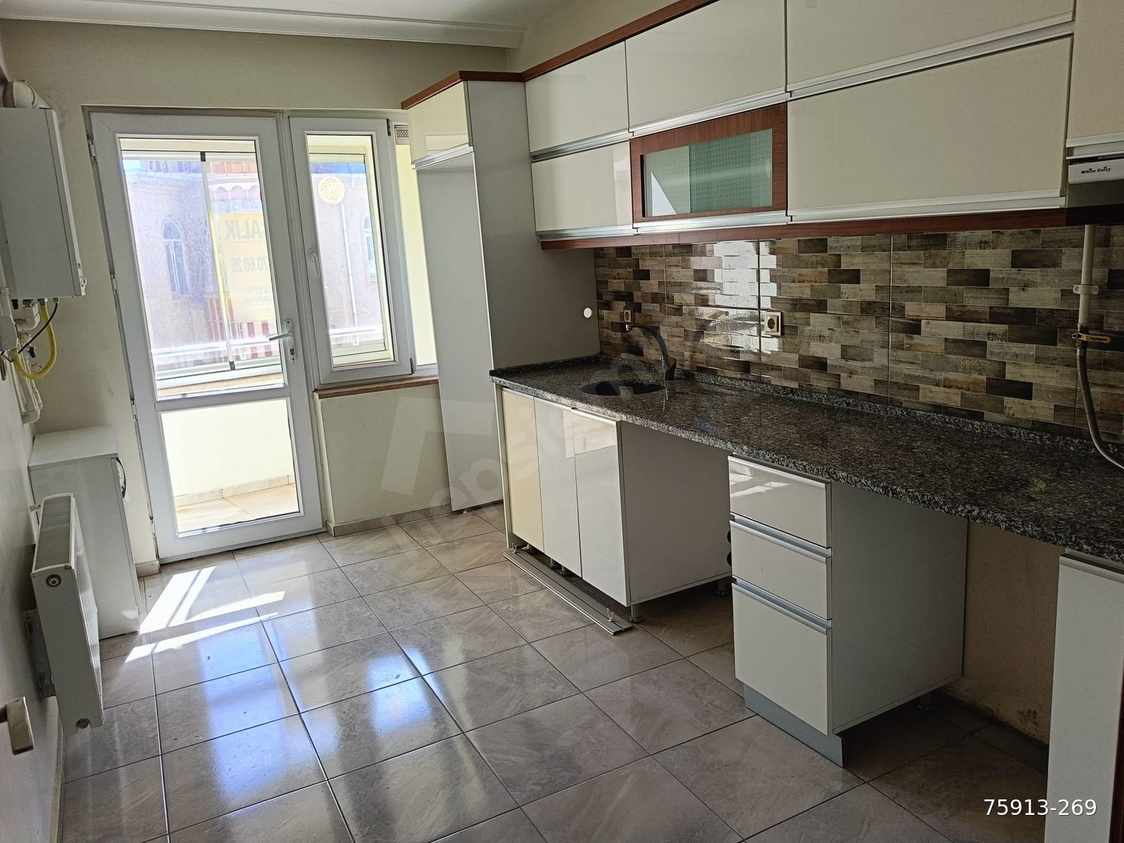 DOĞACİTYDEN KİRALIK EĞİTİMCİLER CADDESİ ÜZERİNDE 3+1 120M2 DAİRE