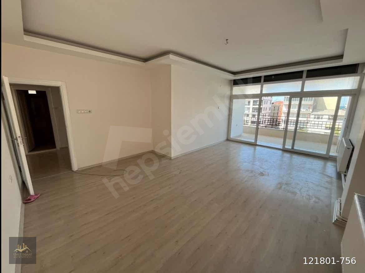 UMUT GAYRİMENKUL'DEN ATAKENT'TE ANAYOLA CEPHE 3+1 KİRALIK DAİRE