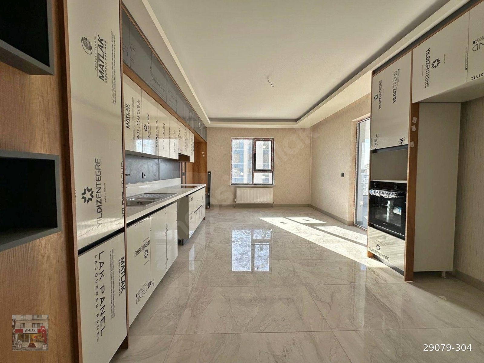 OVACIK'TA BAŞKENT CAD ÜZERİ A-KALİTE GENİŞ M2 E.BANYO G.ODA 4+1!
