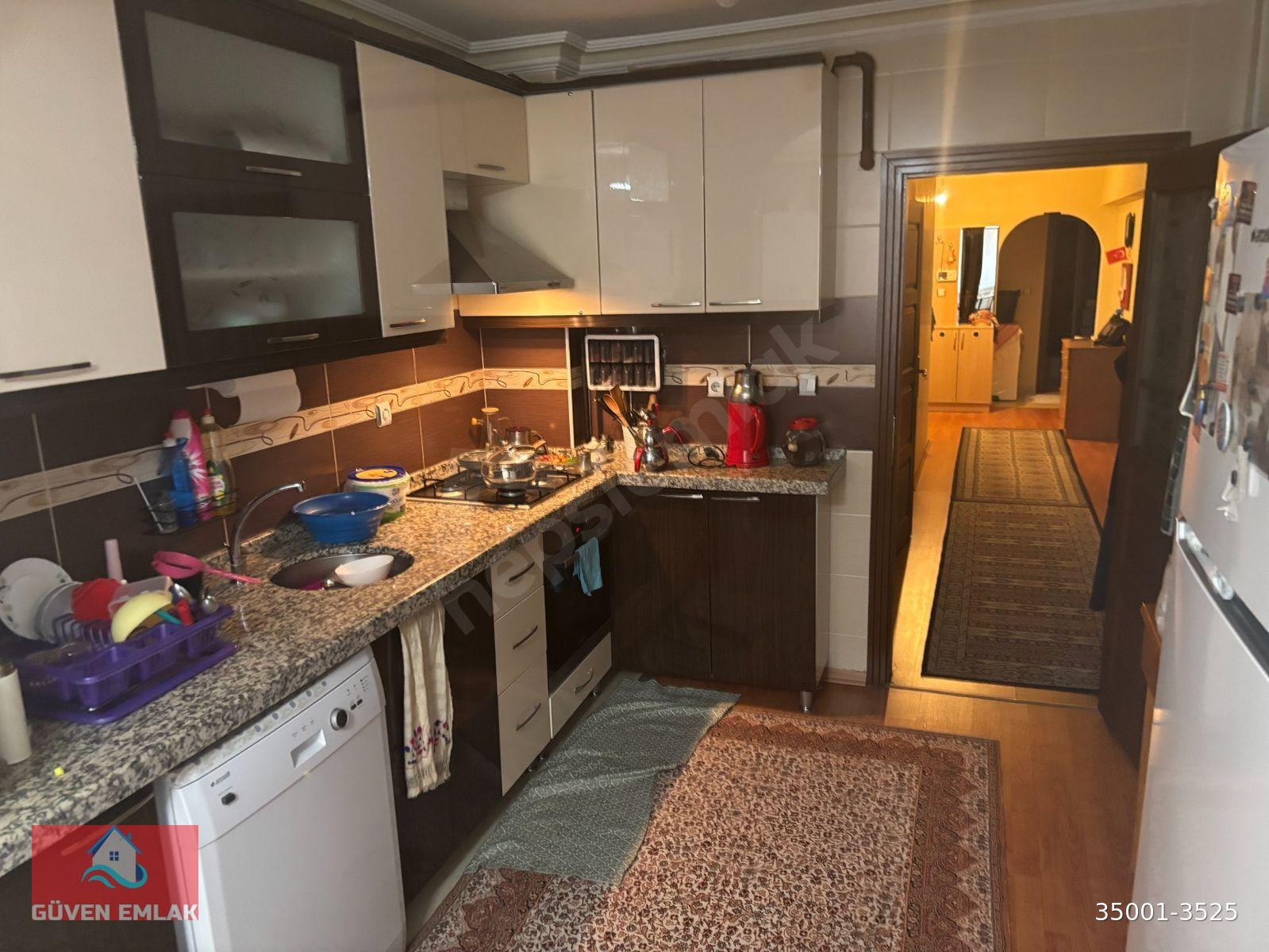 GÜNEŞEVLER MAHALLESİNDE KİLERİ BULUNAN,ASANSÖRLÜ 3+1 KİRALIK