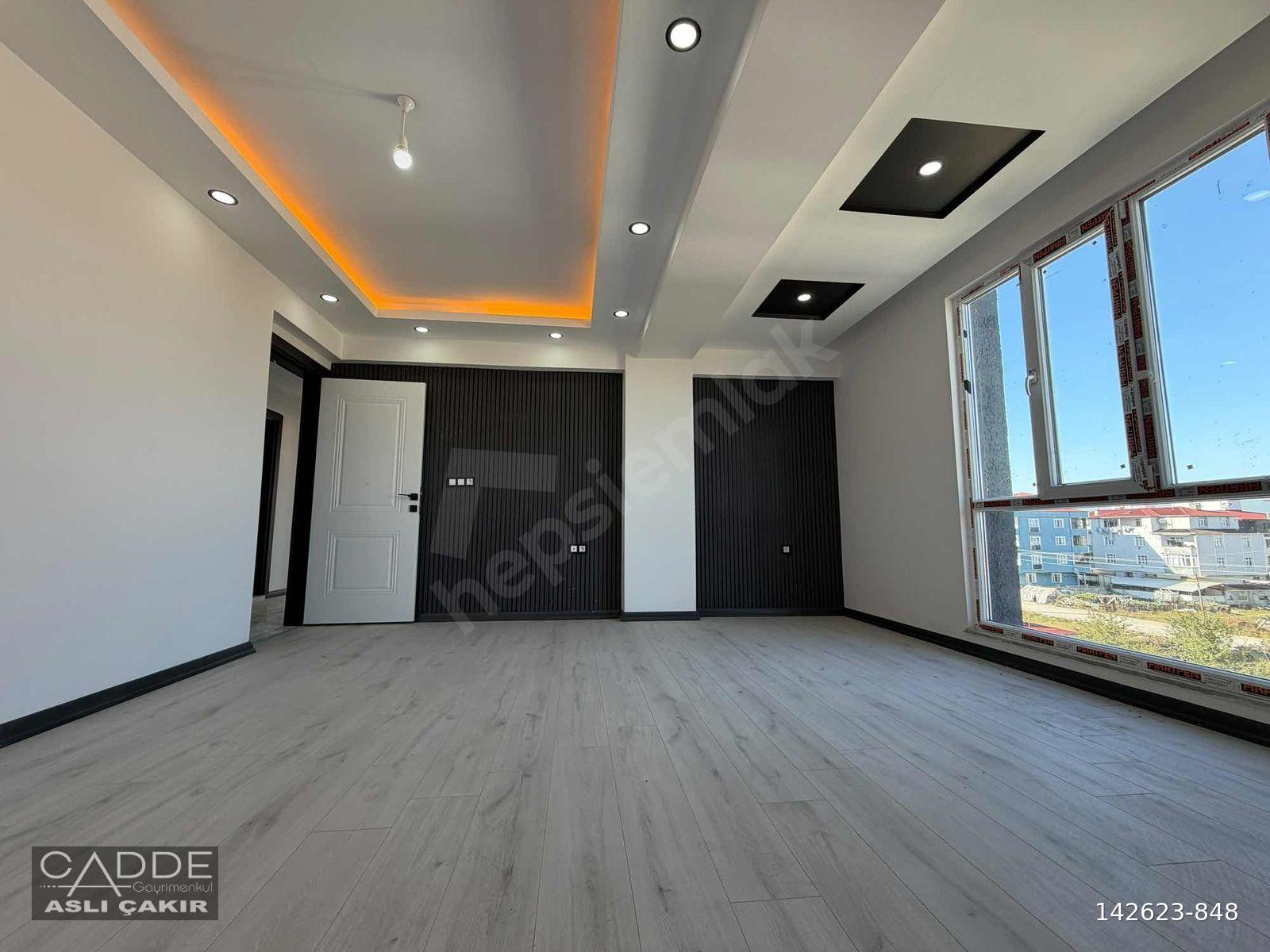 CADDE GAYRİMENKUL'DEN KAPAKLI'DA ARAKAT ÖN CEPHE 2+1 DAİRE!!