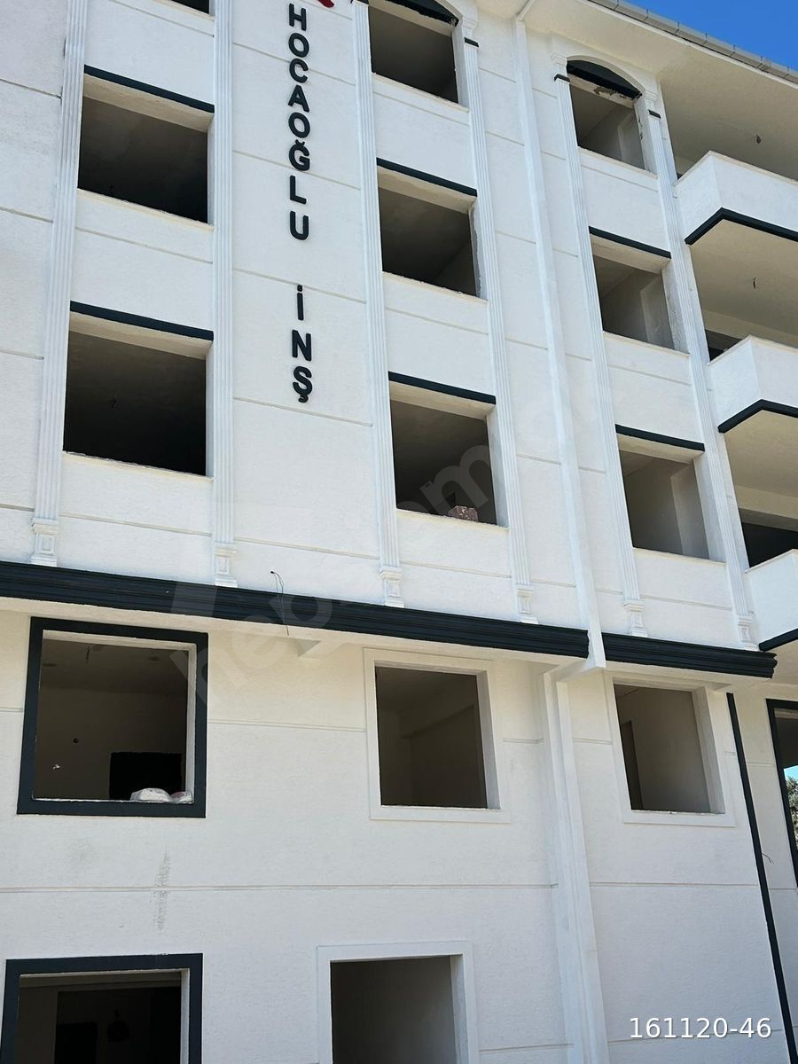YALAVO ARMUTLU BAYIR MAHALLESİ 2+1 100m2 SIFIR DAİRE GİRİŞ KATI