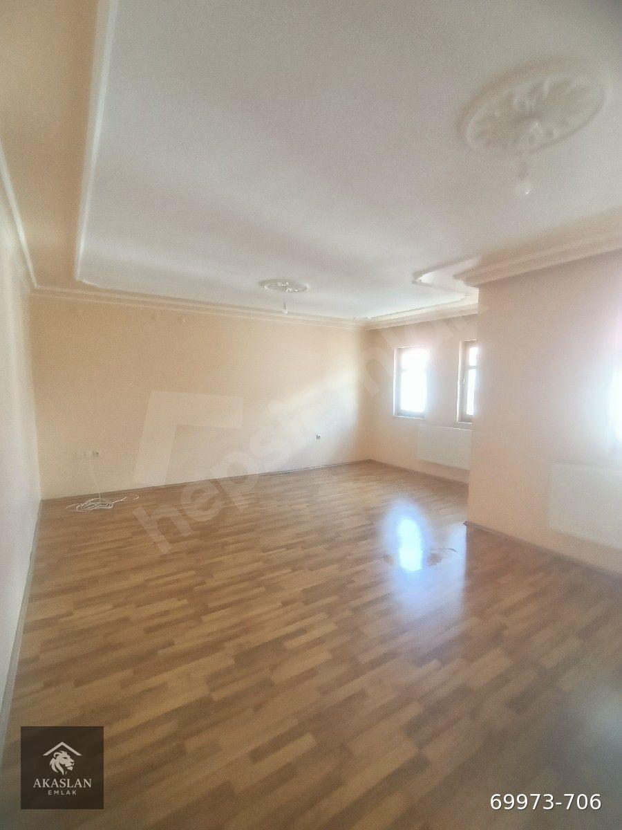 AKASLAN EMLAK TAN KİRALIK 3+1 DAİRE