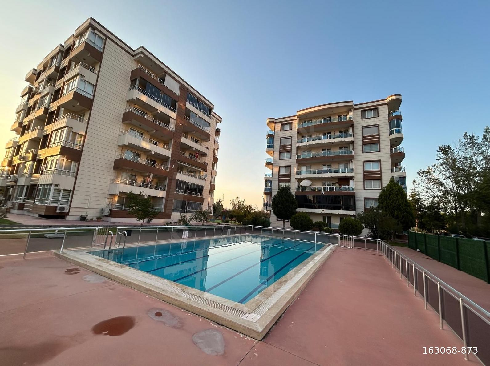 EVONADAN GÜZELYURT ROSE BAY 1 SİTESİNDE SATILIK 2+1 DAİRE