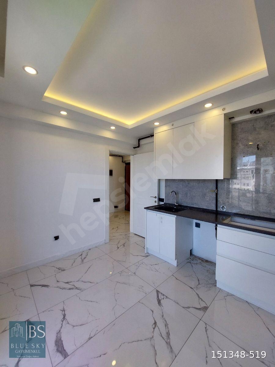 YENİŞAFAK'TA FERHATLAR KOLEJİ MEVKİSİNDE 2+1 KİRALIK DAİRE