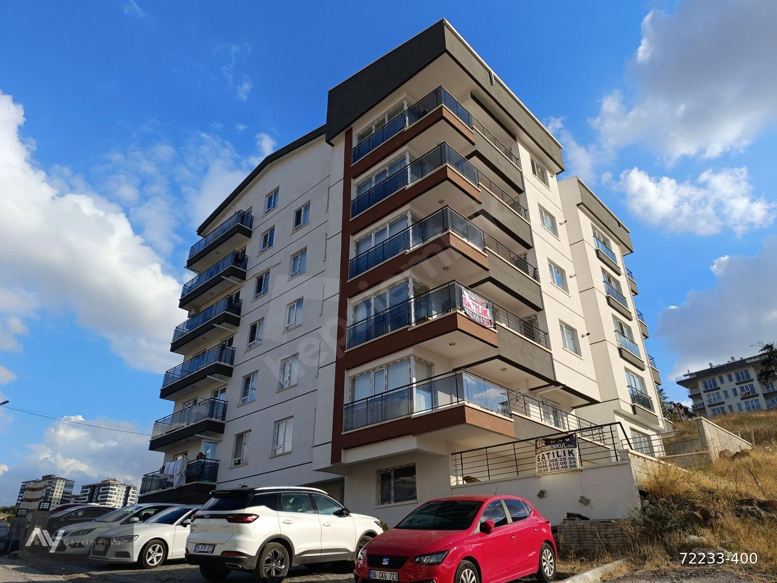İNCESU CADDE YANI YENİ BİNADA ARA KATTA ASANSÖRLÜ 3+1 SATILIK DAİRE