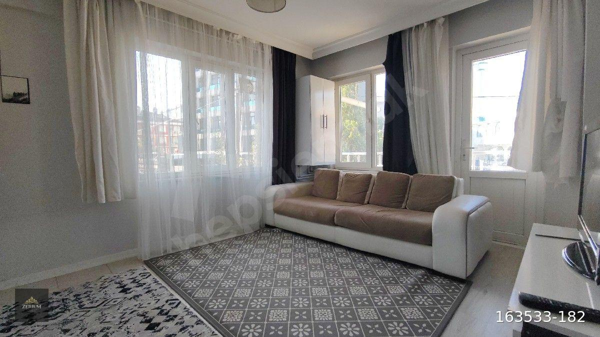 ZERİUMDA KİRALIK 2+1MERKEZİKONUMDA DAİRE