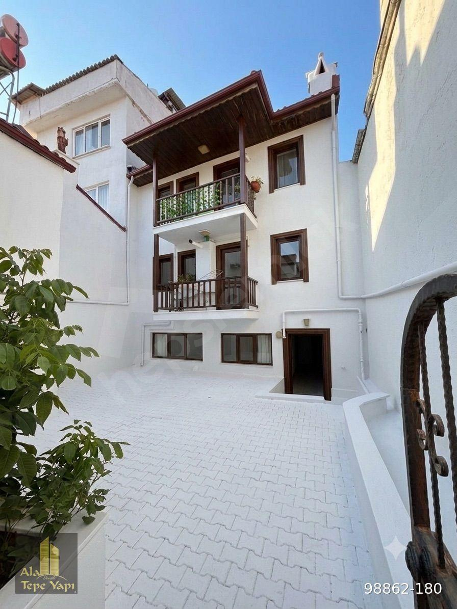 Muğla menteşe carşı ici müstakil ev