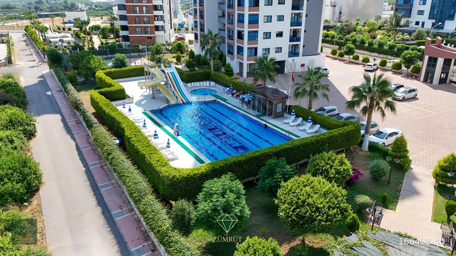 ZÜMRÜT'TEN MEZİTLİ'DE SİTE İÇİ 4+1 SATILIK GENİŞ LÜKS DAİRE.