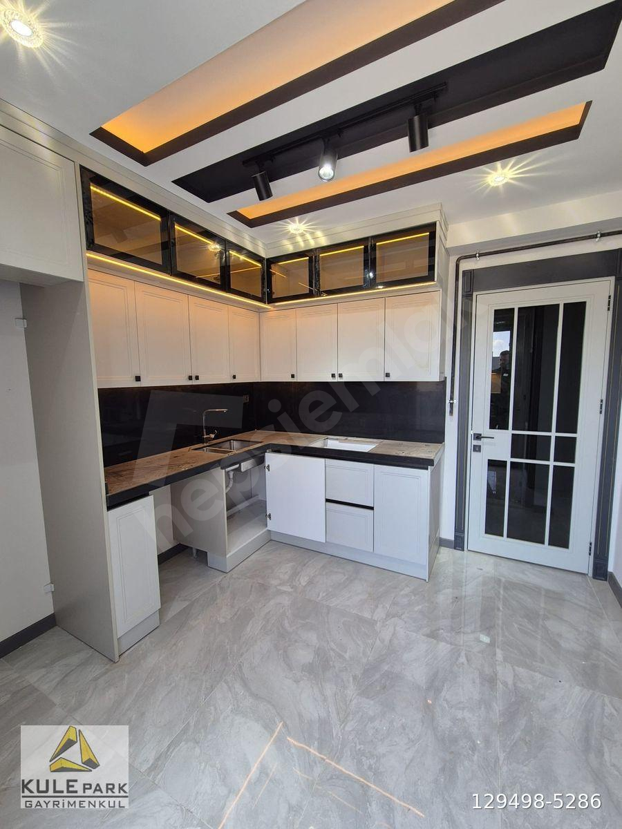 CADDE ÜZERİ 2+1 K. MUTFAK ULTRA LÜKS YATAY MİMARİ SATILIK DAİRE