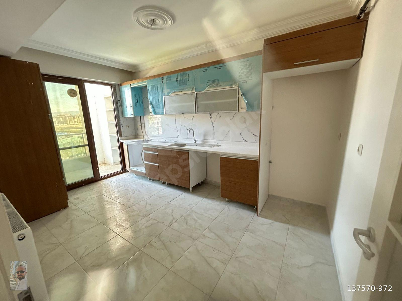 PREMAMALL AVM VE OTOGAR YANINDA KÖŞE BAŞI ÖNÜ AÇIK MERKEZİ KONUMDA SATILIK 3+1 DAİRE
