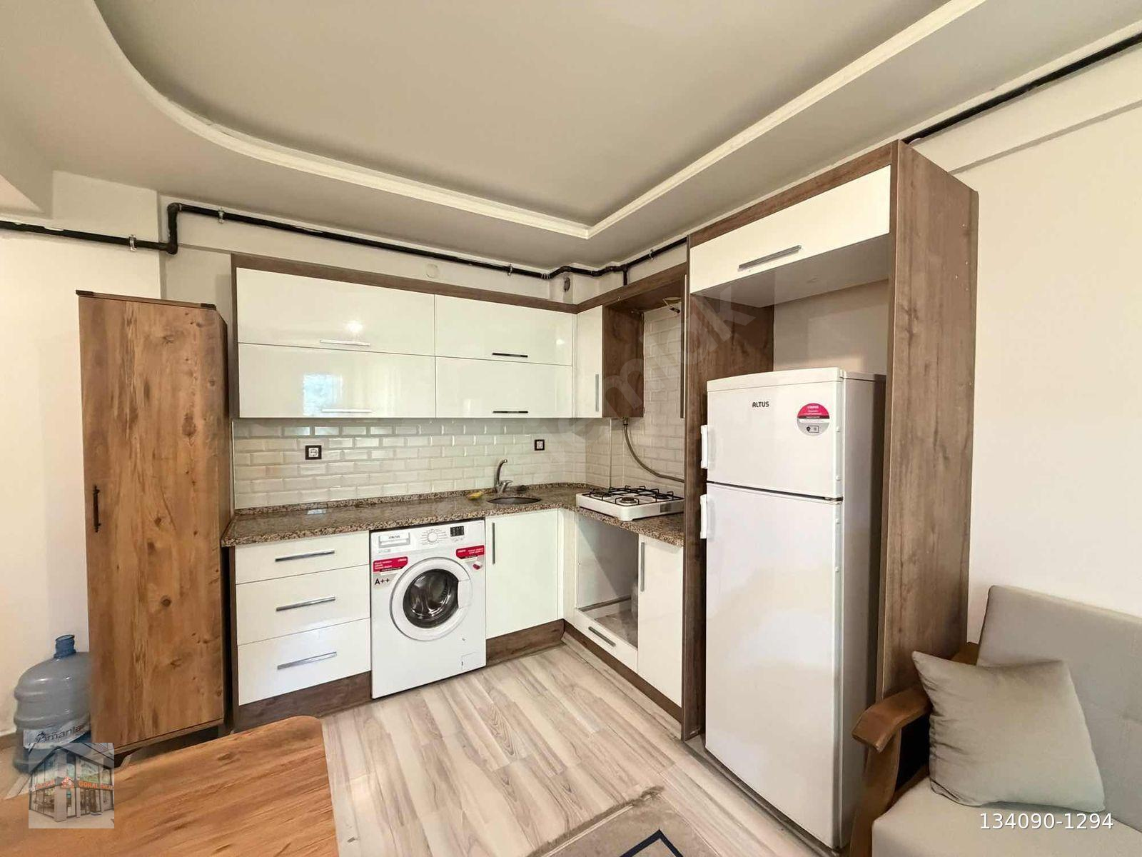 GÖRAL EMLAK'TAN CADDEYE YAKIN 1+1 EŞYALI KİRALIK DAİRE