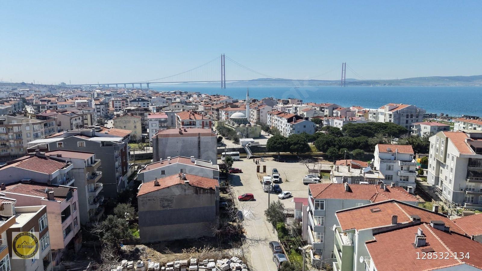 Lapseki Merkezde Tadilatlı, Masrafsız ve Deniz Yakını 3+1 Daire
