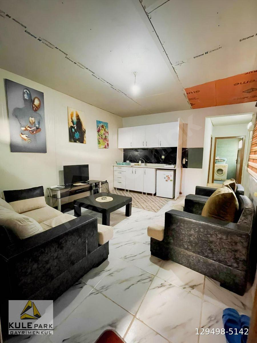 GÜLTEPE`DE~CADDE~ÜZERİ~1+1~FULL~EŞYALI~CAZİP~AZ~KATLI~DAİRE