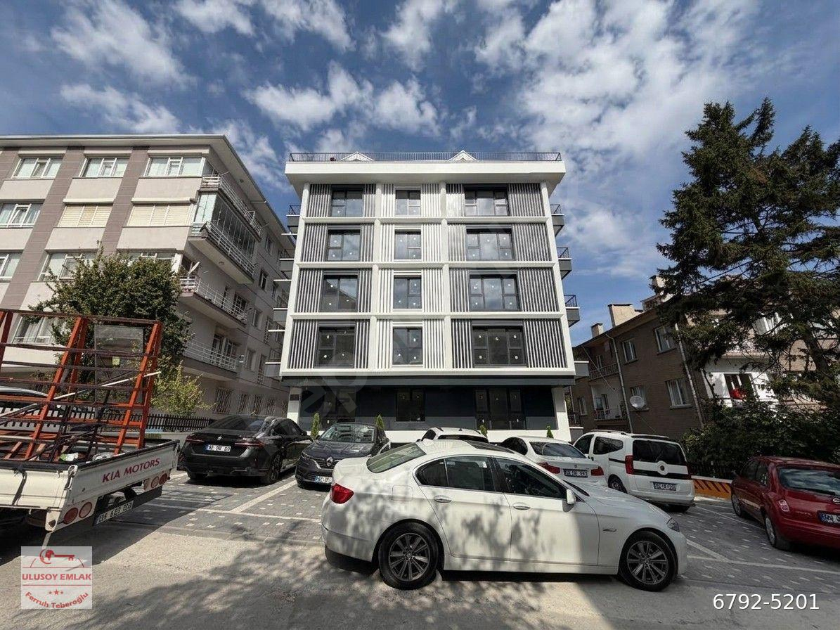 Maltepede Yeni 4+1 Dubleks Teraslı Manzaralı Kombili Metro Yakını