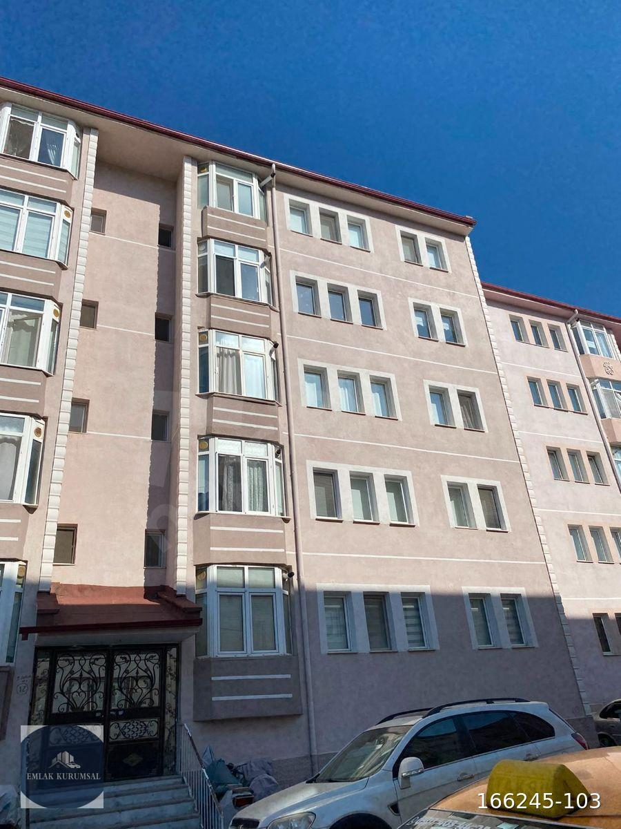 EMLAK KURUMSAL'DAN 2000 EVLERDE SATILIK 3+1 DAİRE.