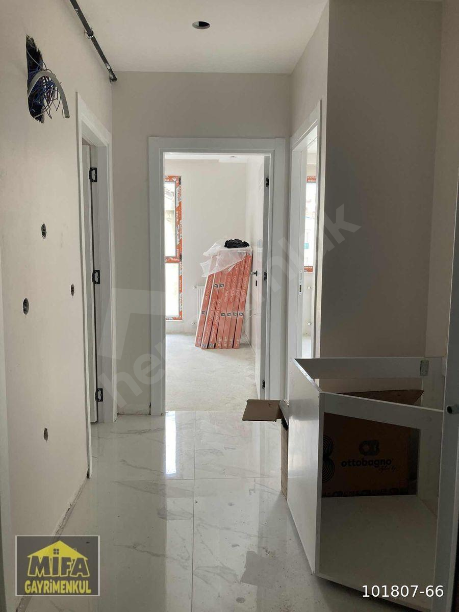 ATAŞEHİR ÖRNEK MAHALLESİNDE SIFIR 1+1 ARA KAT DAİRE