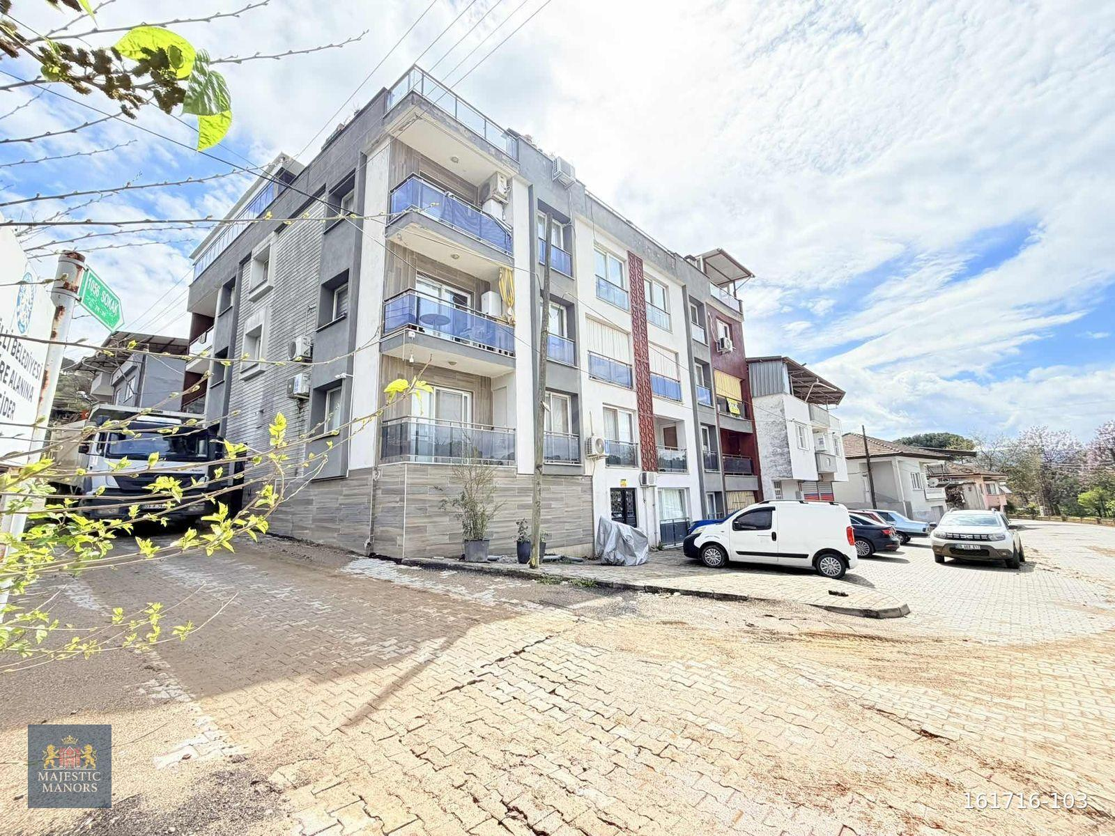 İsabeylide Satılık Eşyalı Kiracılı Balkonlu 1+1 Daire