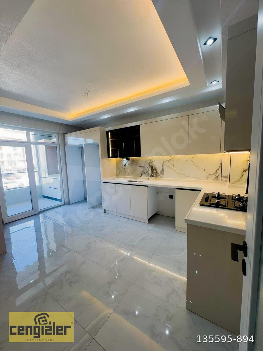CENGİZLER GAYRIMENKUL'den K. KUMKÖPRÜ'de SATILIK 4+1 DAİRE