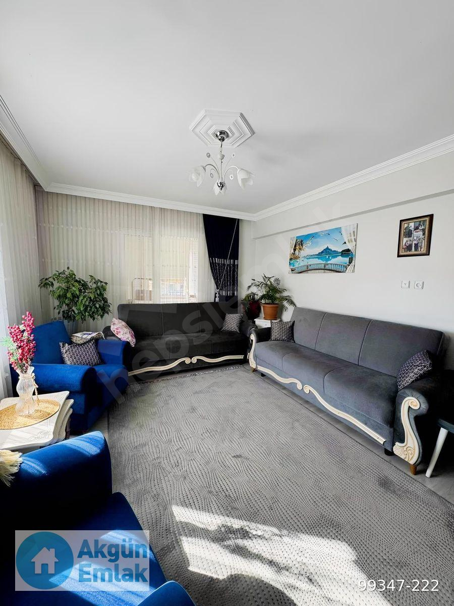 HÜRRİYET MAHALLESİ AKABE CAMİİ YAKINI 3+1 130 M2 ARAKAT DAİRE