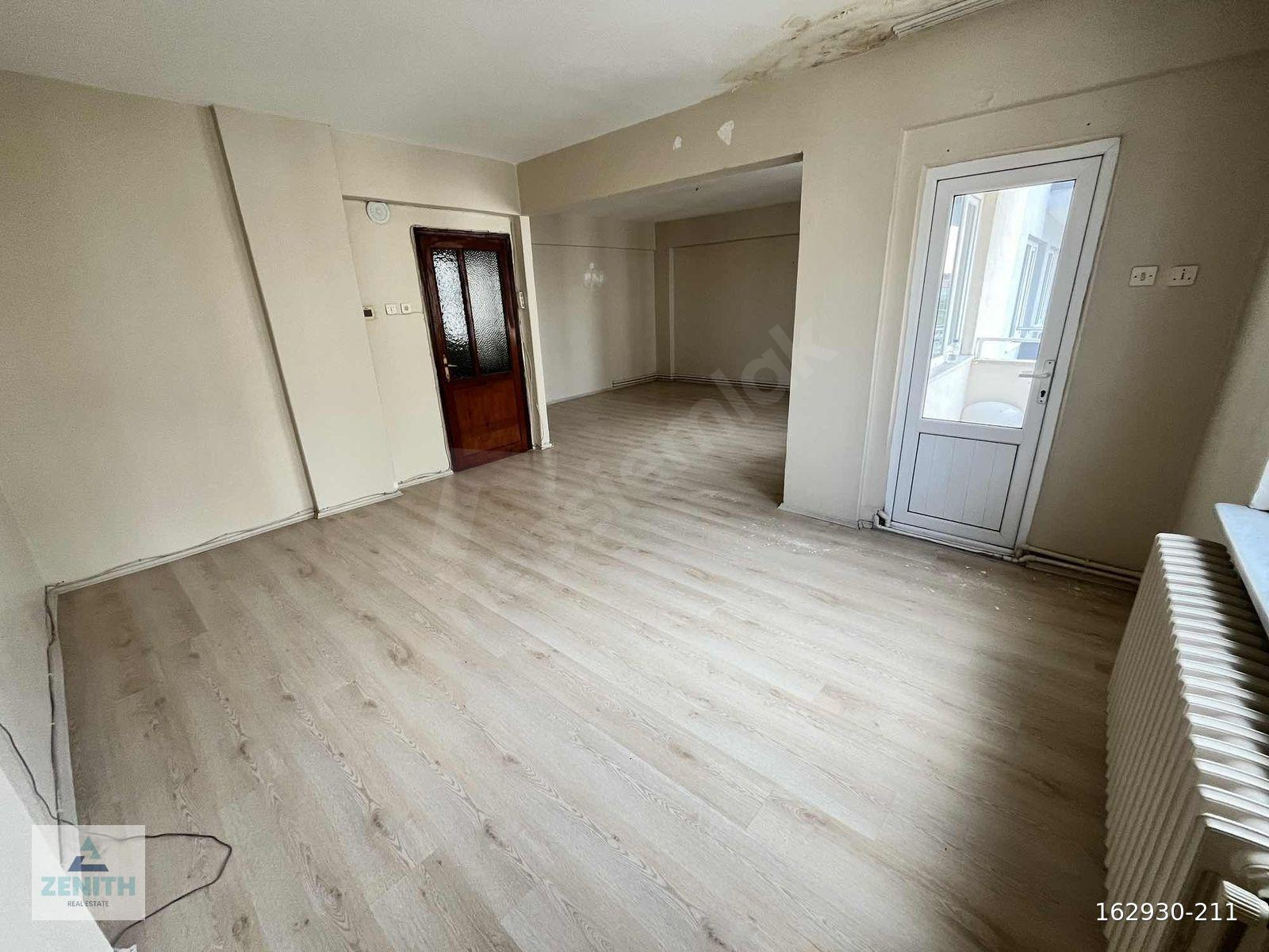 ZENİTH REAL ESTATE BAHÇELİEVLER MH. KİRALIK DAİRE