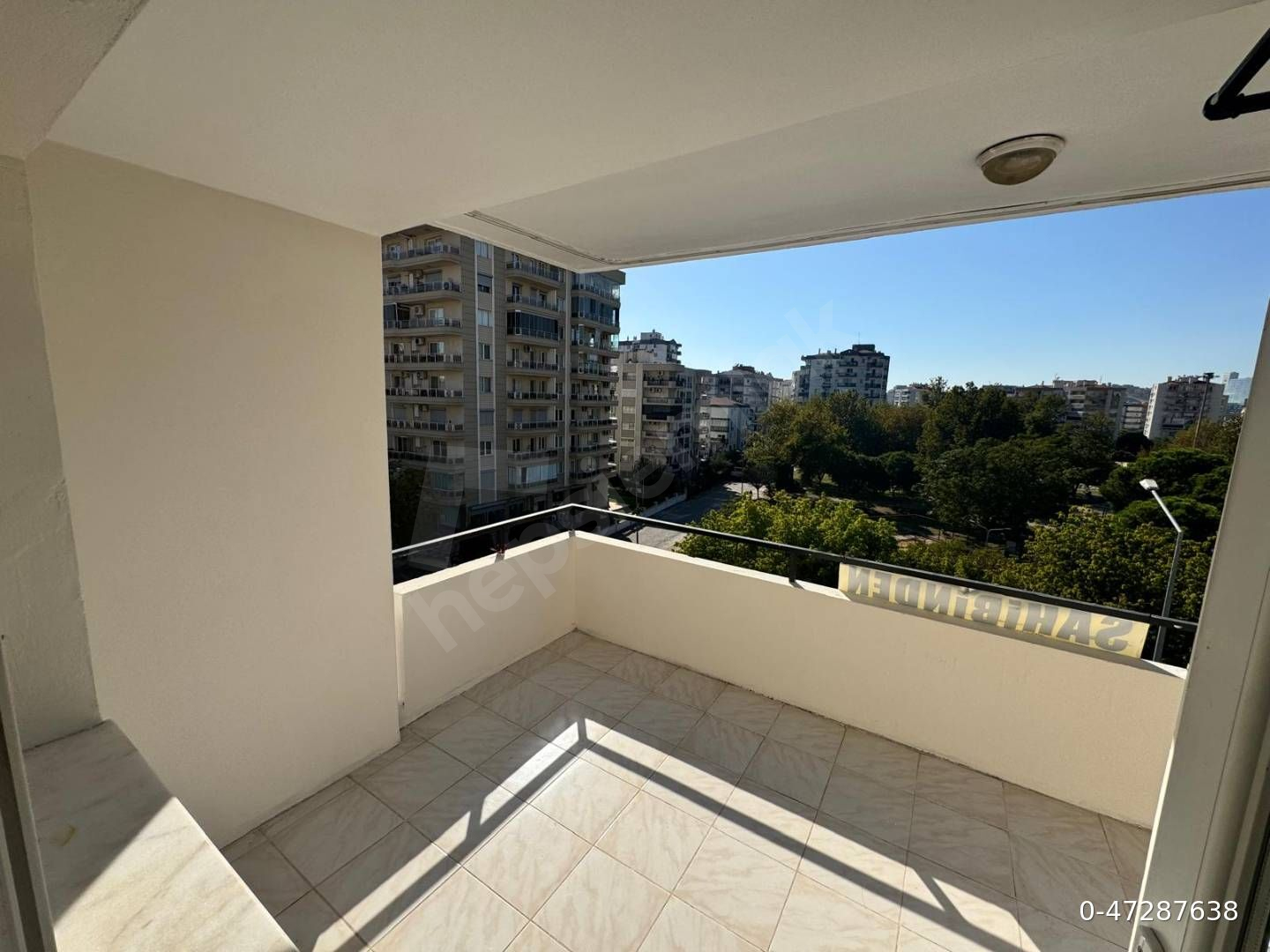 SOĞUKKUYUDA PARK MANZARALI ÜÇ CEPHE SİTE İÇİ OTOPARK 3+1 DAİRE