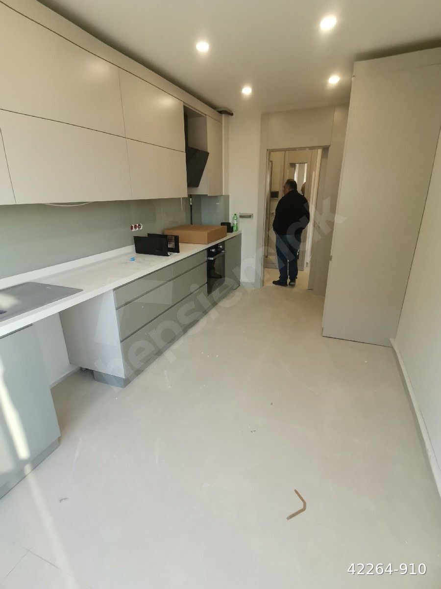 Göksu mah lüks siteiçi Havuzlu güvenlikli site içerisinde 3+1 13milyontl