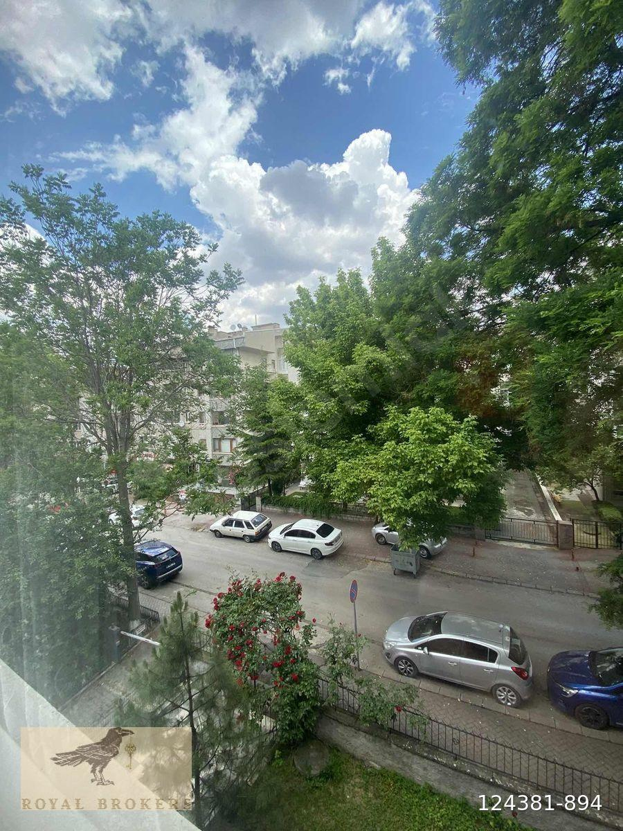 BÜKLÜM SOKAKTA EŞYALI, 3+1 BAKIMLI KİRALIK DAİRE