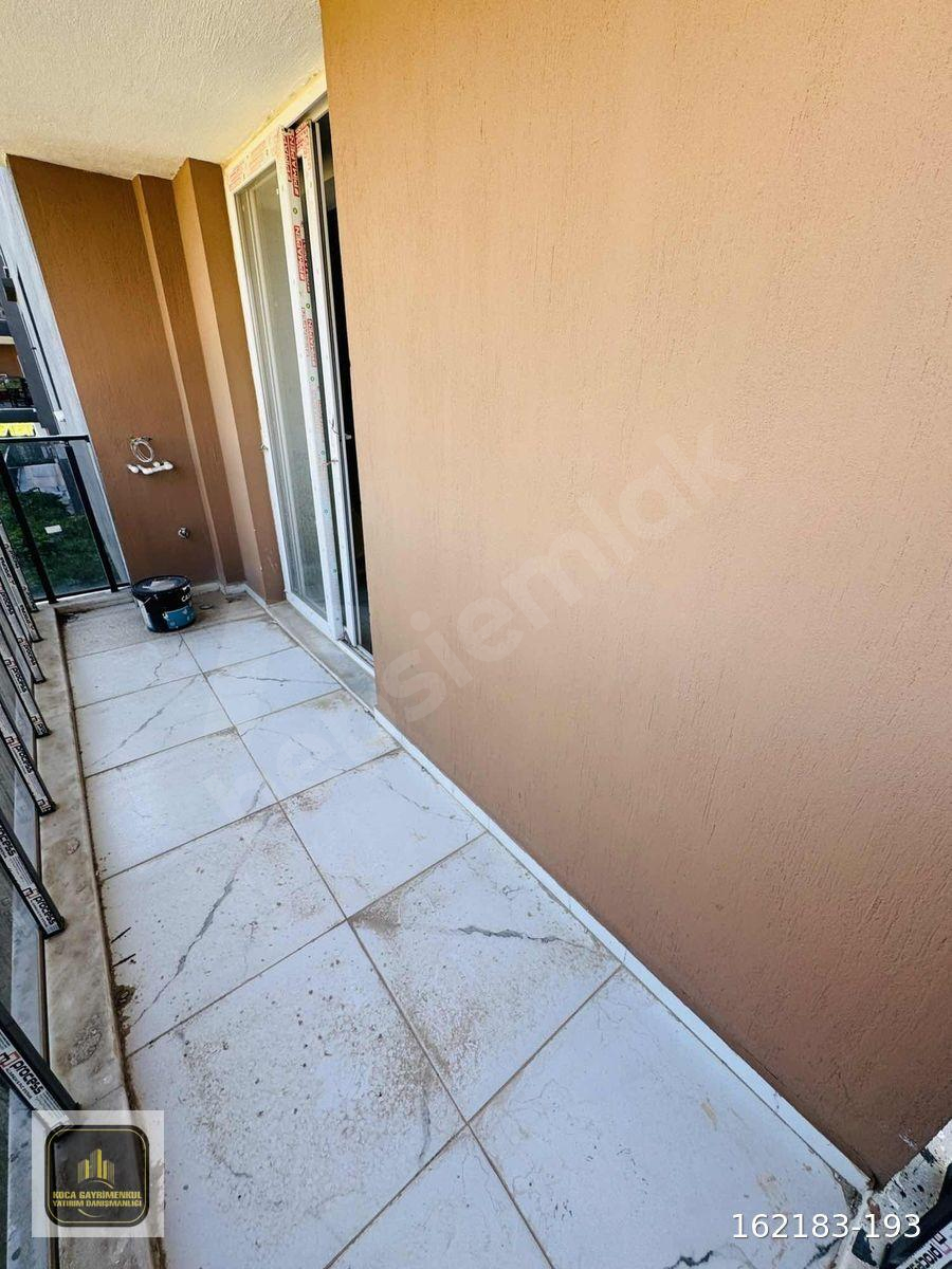 TEPECİK BULVARINDA SIFIR KİRALIK ARA KAT 2+1 DAİRE