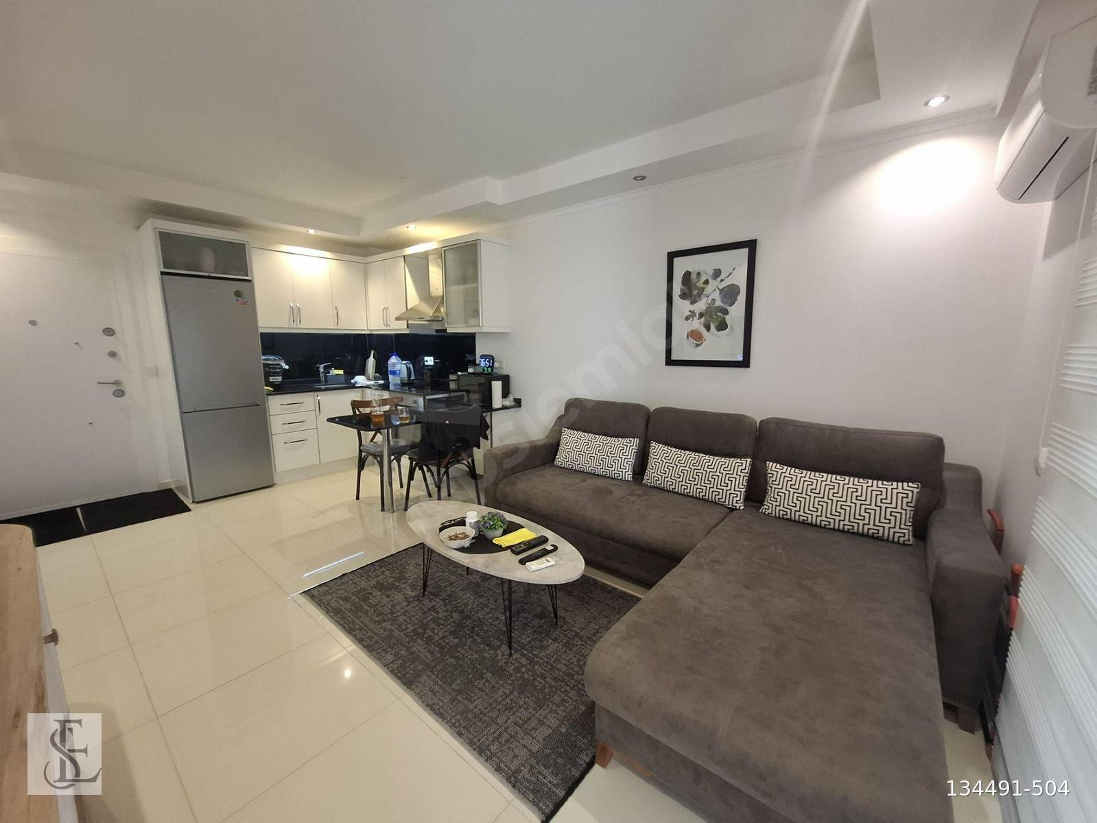 ALANYA KIZLAR PINARI’NDA DENİZE 150 METRE SATILIK 1+1 DAİRE