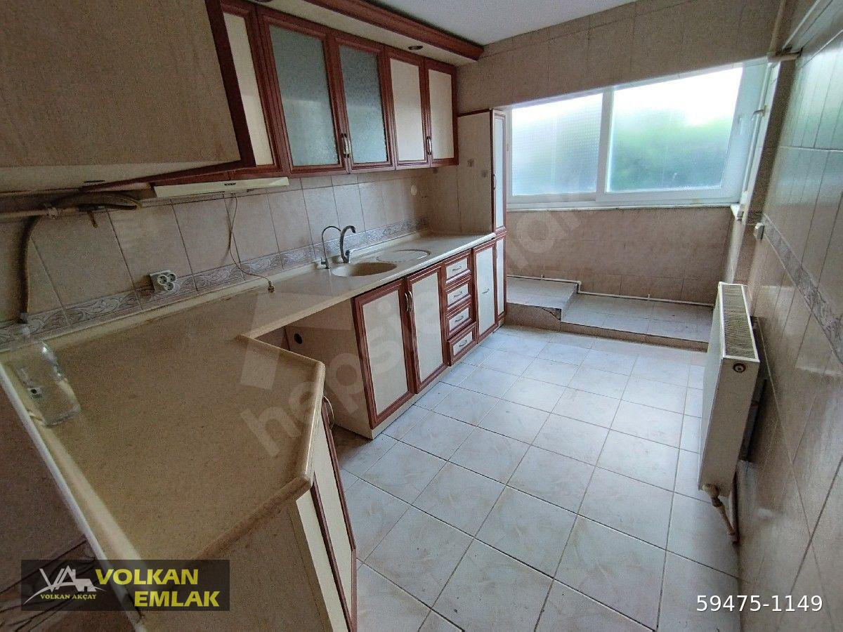 VOLKAN EMLAKTAN EVKA3 ADİL DEMİR SİT.DE BAHÇE KATI DAİRE