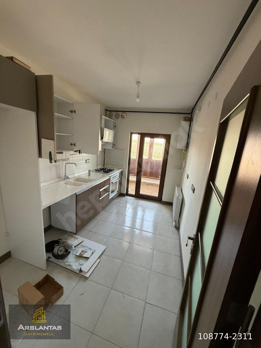 ARSLANTAŞ GAYRİMENKUL'den 7.TOKİ KONUTLARI'nda ANAYOL ve GÜNEY CEPHELİ 2+1 ARAKAT SATILIK DAİRE..