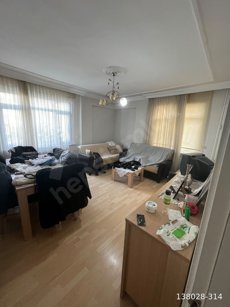 karaca sitesinde 3 oda 1 salon 110 metre katı 1 merkezi sistemli kiralık daire otoparklı