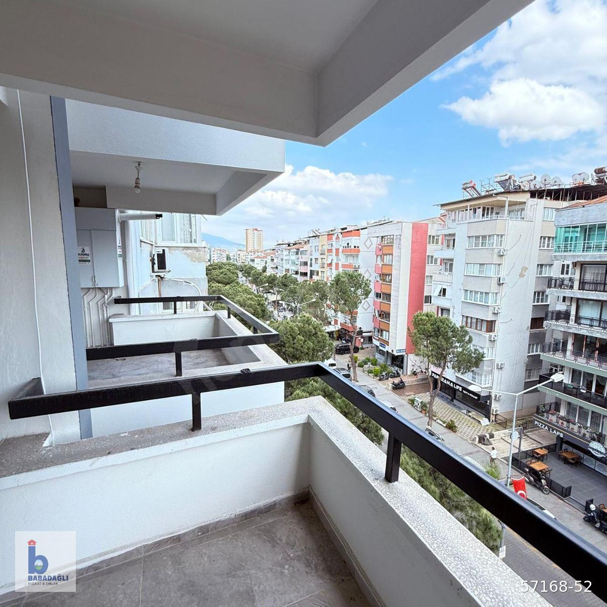 NAZİLLİ ORDU CADDESİ SATILIK MASRAFSIZ DAİRE