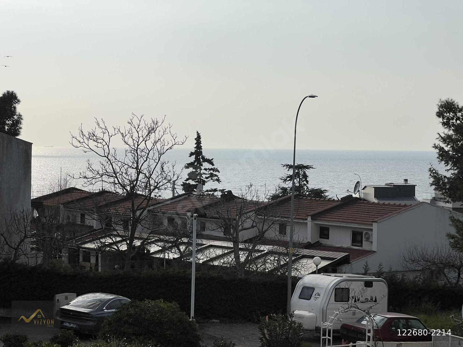 VİZYON EMLAK'TAN SİTE İÇİ DENİZ MANZARALI 1+1 TERASLI DAİRE